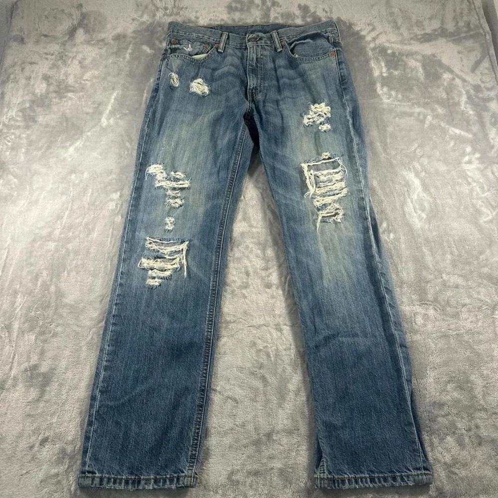 Levi blue‎ distressed straight leg jeans